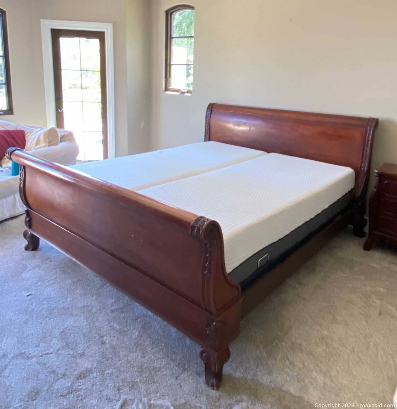 Mahogany King Sized Sleigh Bed